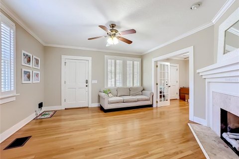 House in Bradenton, Florida 3 bedrooms, 256.22 sq.m. № 2122476 - photo 10
