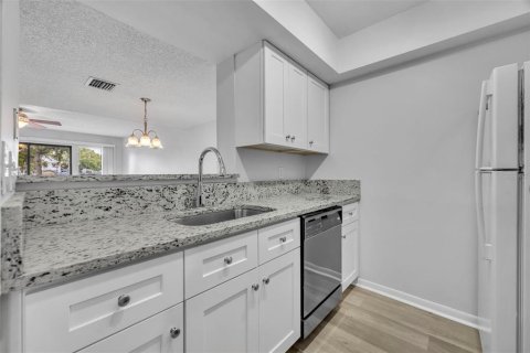 Condominio en venta en Orlando, Florida, 2 dormitorios, 92.81 m2 № 2103314 - foto 7