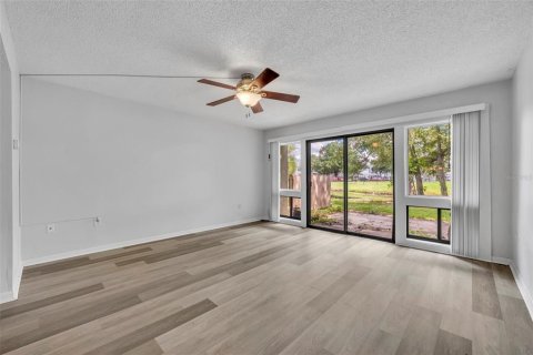 Condominio en venta en Orlando, Florida, 2 dormitorios, 92.81 m2 № 2103314 - foto 12