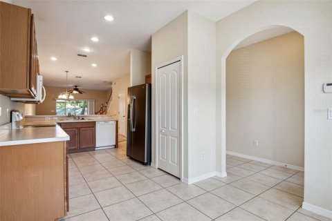 Townhouse in Wesley Chapel, Florida 2 bedrooms, 130.71 sq.m. № 1770069 - photo 4