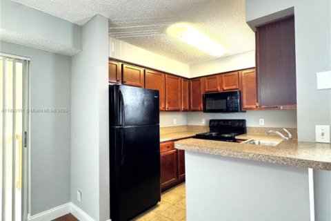 Condominio en venta en Tamarac, Florida, 2 dormitorios, 89 m2 № 1948200 - foto 6