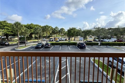 Condominio en venta en Tamarac, Florida, 2 dormitorios, 89 m2 № 1948200 - foto 11