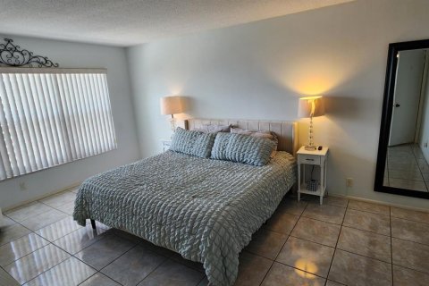 Condominio en alquiler en Pompano Beach, Florida, 2 dormitorios, 111.48 m2 № 2077803 - foto 17