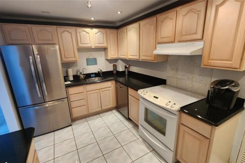 Condominio en alquiler en Pompano Beach, Florida, 2 dormitorios, 111.48 m2 № 2077803 - foto 16