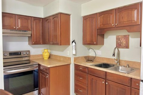 Casa en venta en Kissimmee, Florida, 2 dormitorios, 69.68 m2 № 1757901 - foto 9