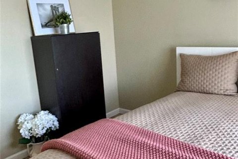 Casa en venta en Kissimmee, Florida, 2 dormitorios, 69.68 m2 № 1757901 - foto 7