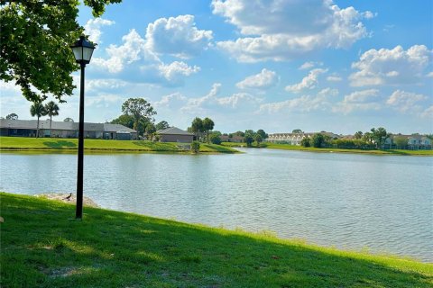 Casa en venta en Kissimmee, Florida, 2 dormitorios, 69.68 m2 № 1757901 - foto 14