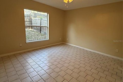 Duplex in Apopka, Florida 2 bedrooms, 108.51 sq.m. № 2123718 - photo 15