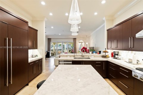 Casa en venta en Hollywood, Florida, 5 dormitorios, 453.55 m2 № 1982077 - foto 25