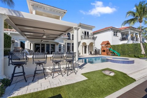 Casa en venta en Hollywood, Florida, 5 dormitorios, 453.55 m2 № 1982077 - foto 13