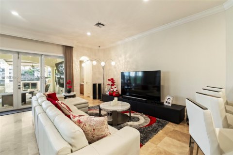 Casa en venta en Hollywood, Florida, 5 dormitorios, 453.55 m2 № 1982077 - foto 28