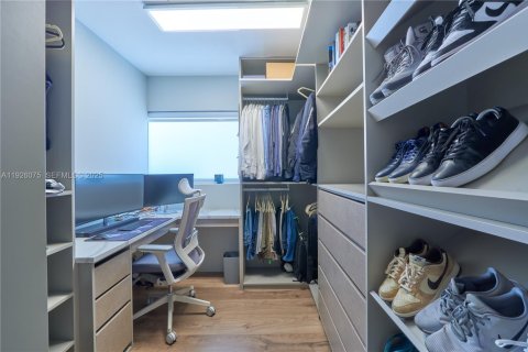 Купить виллу или дом в Форт-Лодердейл, Флорида 3 спальни, 229.1м2, № 1984529 - фото 17