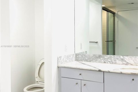Copropriété à louer à Miami, Floride: 2 chambres, 174.84 m2 № 2019081 - photo 7