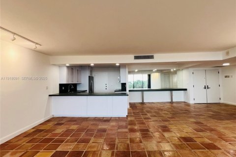 Copropriété à louer à Miami, Floride: 2 chambres, 174.84 m2 № 2019081 - photo 16