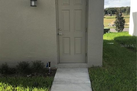Villa ou maison à louer à Winter Garden, Floride: 4 chambres, 230.96 m2 № 2396653 - photo 17
