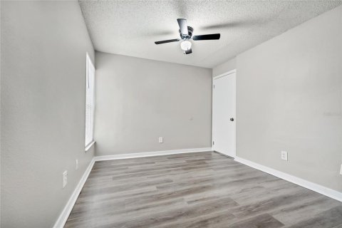 Condominio en alquiler en Orlando, Florida, 3 dormitorios, 108.6 m2 № 1899306 - foto 13