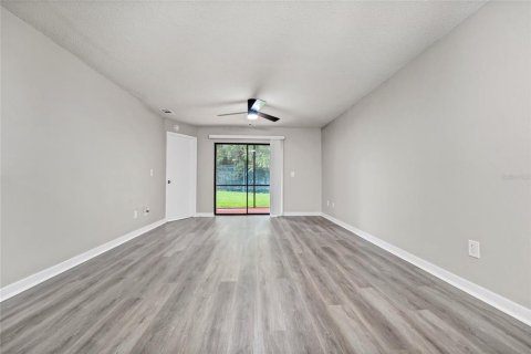Condominio en alquiler en Orlando, Florida, 3 dormitorios, 108.6 m2 № 1899306 - foto 6