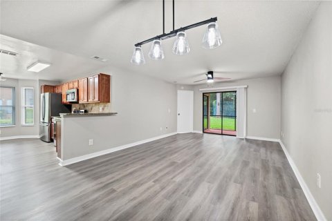 Condominio en alquiler en Orlando, Florida, 3 dormitorios, 108.6 m2 № 1899306 - foto 7