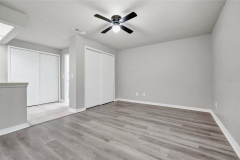 Condominio en alquiler en Orlando, Florida, 3 dormitorios, 108.6 m2 № 1899306 - foto 19