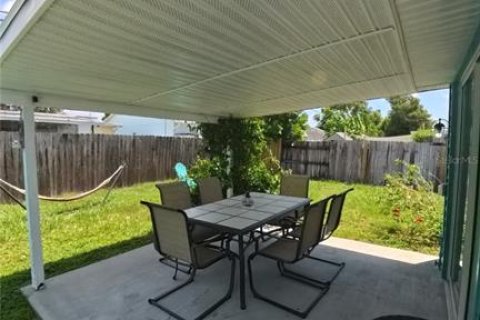 Casa en alquiler en Largo, Florida, 3 dormitorios, 72.56 m2 № 1919301 - foto 12