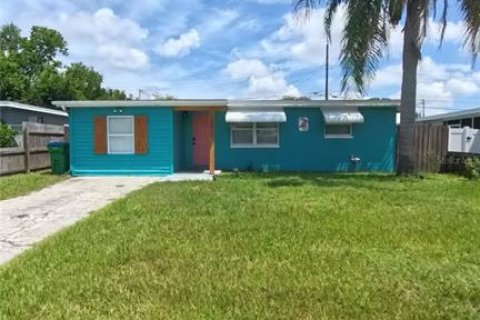 Casa en alquiler en Largo, Florida, 3 dormitorios, 72.56 m2 № 1919301 - foto 1