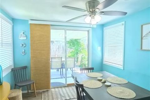 Casa en alquiler en Largo, Florida, 3 dormitorios, 72.56 m2 № 1919301 - foto 3