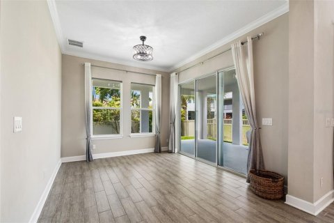 House in Tarpon Springs, Florida 5 bedrooms, 321.07 sq.m. № 2217094 - photo 20