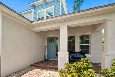House in Tarpon Springs, Florida 5 bedrooms, 321.07 sq.m. № 2217094 - photo 2