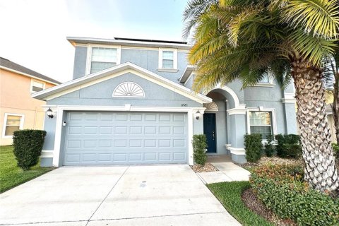 Casa en Riverview, Florida 4 dormitorios, 233.65 m2 № 2095059