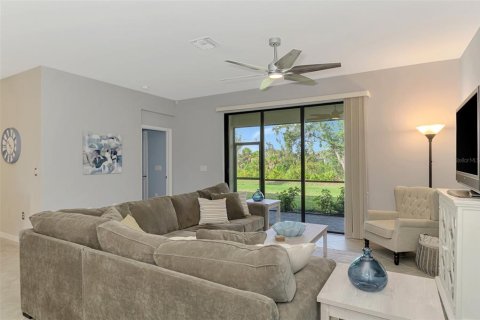Villa ou maison à vendre à Port Charlotte, Floride: 3 chambres, 172.52 m2 № 2120408 - photo 11