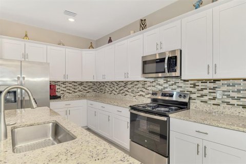 Villa ou maison à vendre à Port Charlotte, Floride: 3 chambres, 172.52 m2 № 2120408 - photo 18