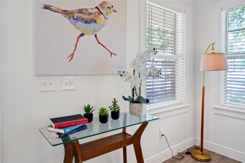 Villa ou maison à louer à Tampa, Floride: 2 chambres, 119.66 m2 № 2406314 - photo 22