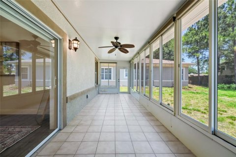 Villa ou maison à louer à Tampa, Floride: 2 chambres, 119.66 m2 № 2406314 - photo 28