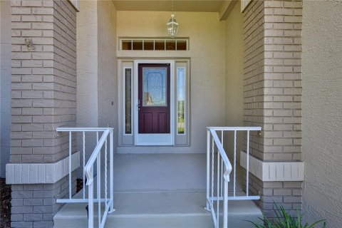 House in Spring Hill, Florida 2 bedrooms, 170.48 sq.m. № 2416693 - photo 5