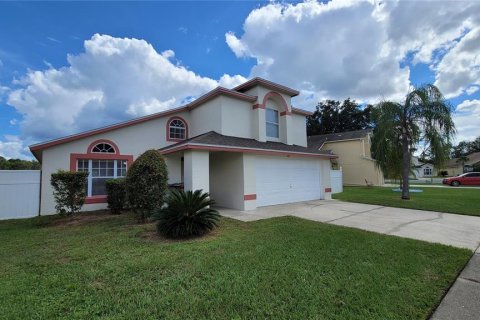Villa ou maison à vendre à Kissimmee, Floride: 4 chambres, 207.17 m2 № 1835993 - photo 2