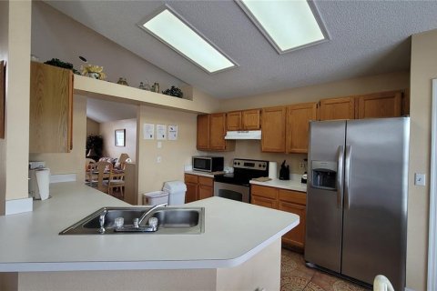 Villa ou maison à vendre à Kissimmee, Floride: 4 chambres, 207.17 m2 № 1835993 - photo 7