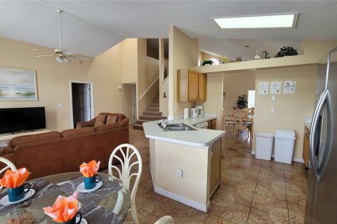 Villa ou maison à vendre à Kissimmee, Floride: 4 chambres, 207.17 m2 № 1835993 - photo 11