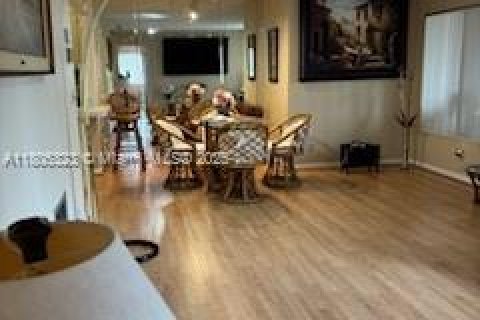 Condo in Greenacres, Florida, 2 bedrooms  № 1748813 - photo 22