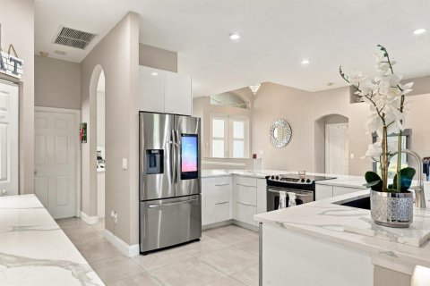 Casa en venta en Port St. Lucie, Florida, 4 dormitorios, 197.32 m2 № 2421315 - foto 12