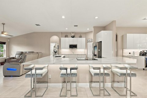 Casa en venta en Port St. Lucie, Florida, 4 dormitorios, 197.32 m2 № 2421315 - foto 10
