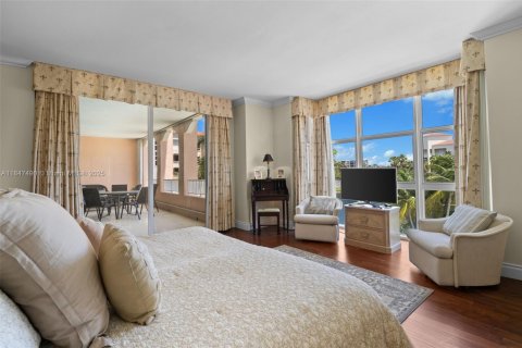 Condominio en venta en Key Biscayne, Florida, 2 dormitorios, 191.38 m2 № 1852014 - foto 16