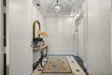 Condominio en venta en Key Biscayne, Florida, 2 dormitorios, 191.38 m2 № 1852014 - foto 1