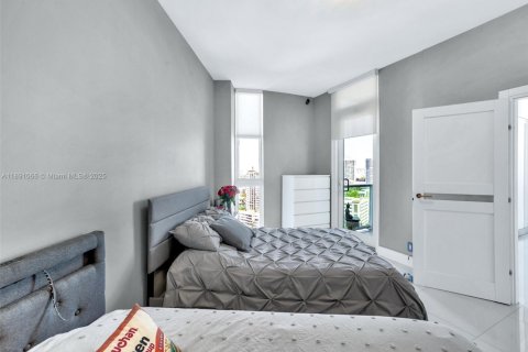 Copropriété à vendre à Sunny Isles Beach, Floride: 2 chambres, 126.07 m2 № 1944404 - photo 19