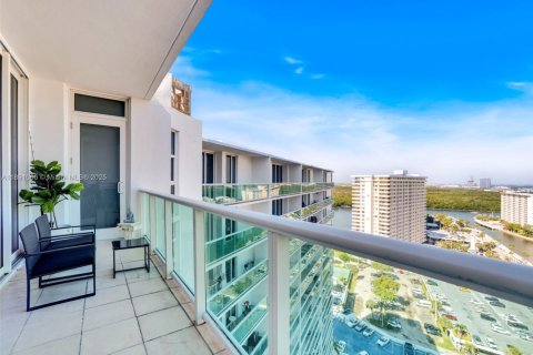 Copropriété à vendre à Sunny Isles Beach, Floride: 2 chambres, 126.07 m2 № 1944404 - photo 23