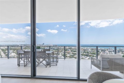Condominio en alquiler en Miami Beach, Florida, 3 dormitorios, 182.37 m2 № 1645154 - foto 9
