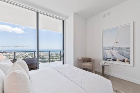 Condominio en alquiler en Miami Beach, Florida, 3 dormitorios, 182.37 m2 № 1645154 - foto 28