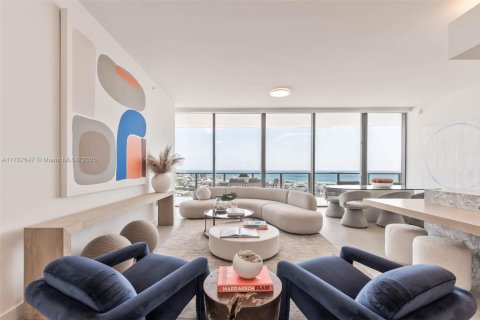 Condominio en alquiler en Miami Beach, Florida, 3 dormitorios, 182.37 m2 № 1645154 - foto 10
