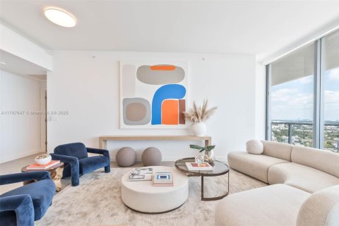 Condominio en alquiler en Miami Beach, Florida, 3 dormitorios, 182.37 m2 № 1645154 - foto 13