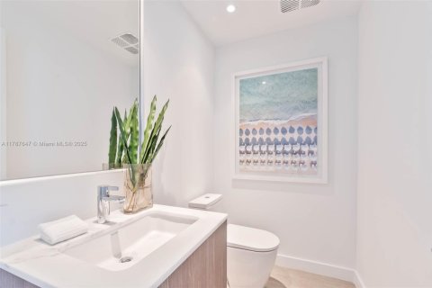 Condominio en alquiler en Miami Beach, Florida, 3 dormitorios, 182.37 m2 № 1645154 - foto 15