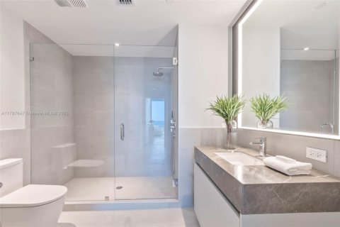 Condominio en alquiler en Miami Beach, Florida, 3 dormitorios, 182.37 m2 № 1645154 - foto 3